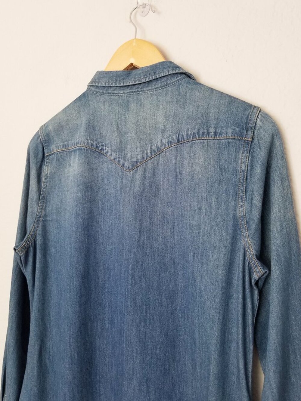 Levi's Chambray Denim Blue Shirt Dress M Western Snap Button Red Tab 100% Cotton - Picture 5 of 15